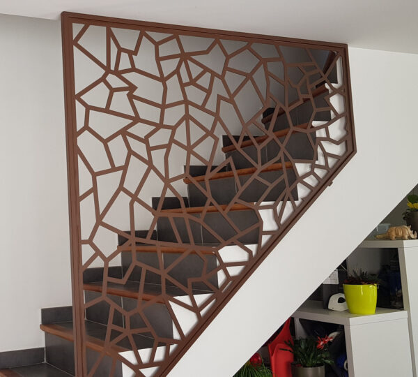 Claustra d'escalier découpée au laser