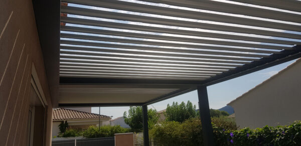 Pergola bioclimatique avec éclairage led – Image 7