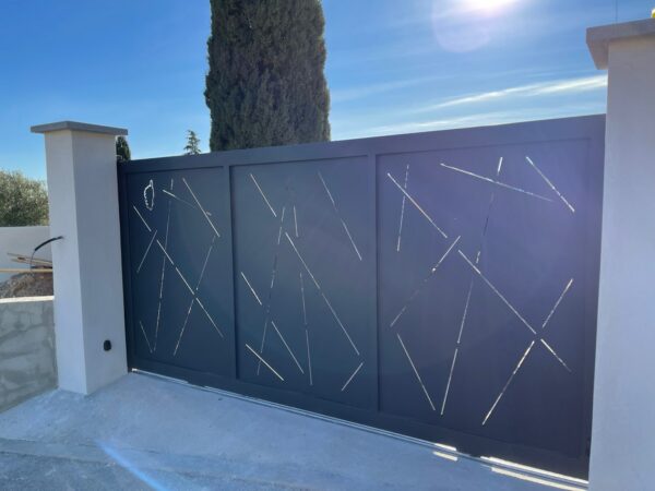Portail coulissant découpe laser perso – Image 2