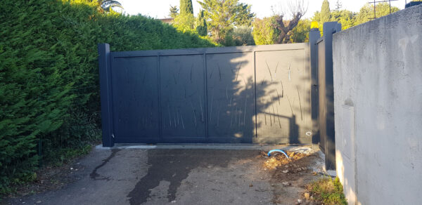 Portail coulissant et portillon – Image 3