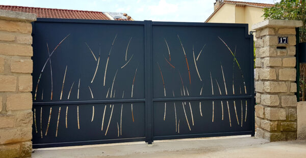 Portail deux vantaux avec motif feuillage – Image 2