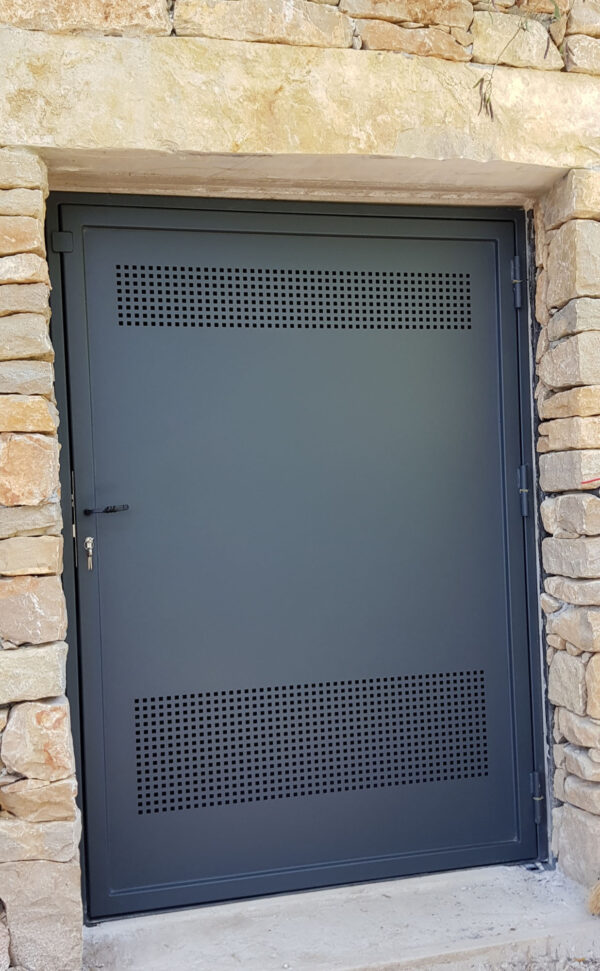 Porte local technique de piscine – Image 3