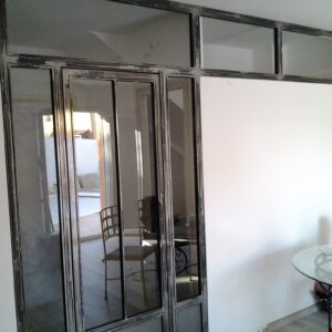 Verrière d'intérieur en métal brossé